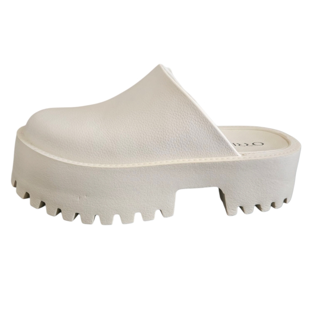 Women's 90's Style Cream Bohemian Chunky Platform Clogs Size 7